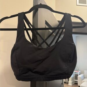 Lululemon Free to be Serene Sports Bra
